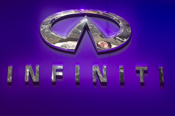 Infiniti - 062
